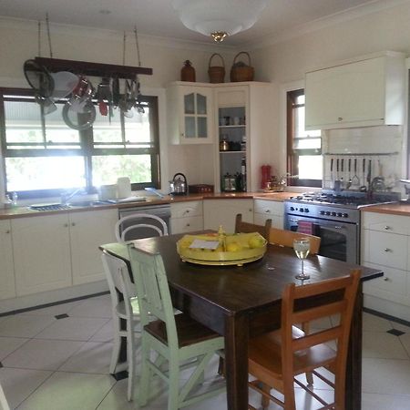 Grove Manor Hotel Brisbane Bagian luar foto